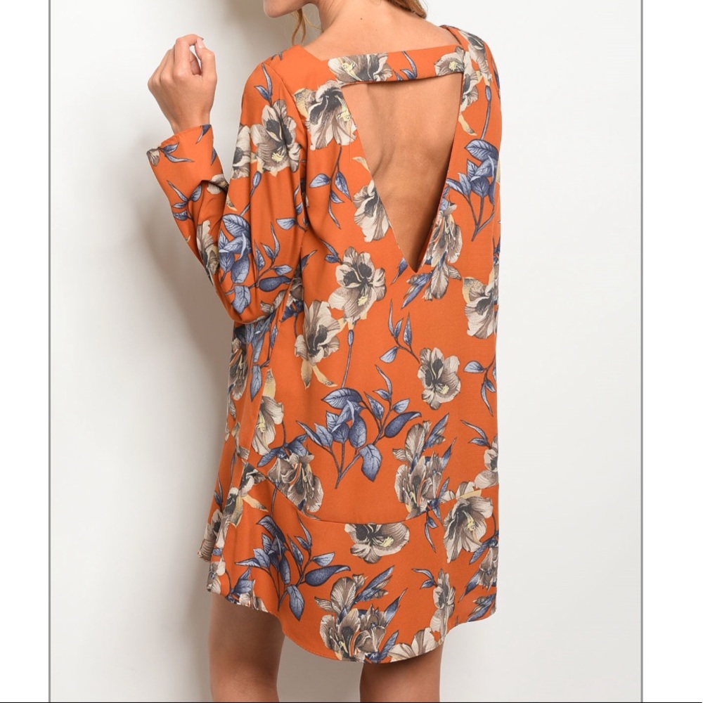 Renee C. Floral back cutout dress size M - Picture 2 of 6